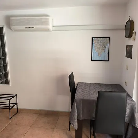 Little Gem Apartment Banjole