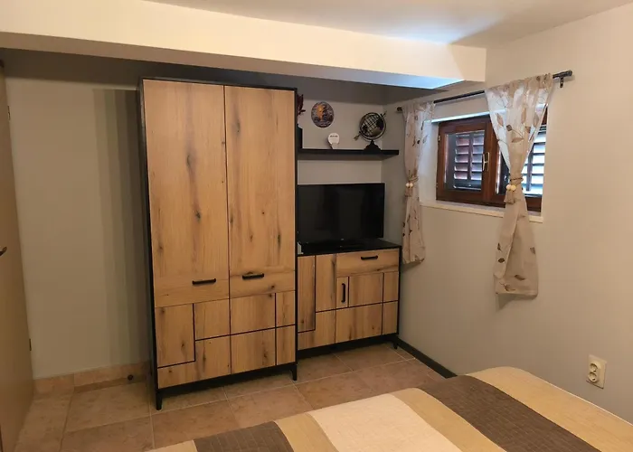 Little Gem Lejlighed Banjole